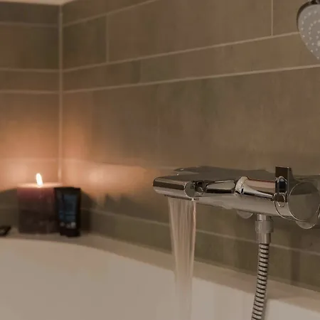 Htel Serviced Apartmán *